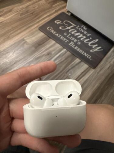 Apple AirPods Pro 2, Wireless Earbuds, Active Noise Cancellation, Hearing Aid Feature, MagSafe Charging Case (USB‑C) photo review